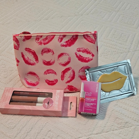Beauty Bundle Strivectin Super C Serum, Lip Gloss sets and more! New - Picture 2 of 2
